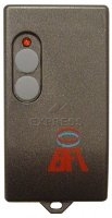 programmation par codage des switchs modèle de télécommande portail de marque BFT qui a 2 boutons gris et une diode rouge